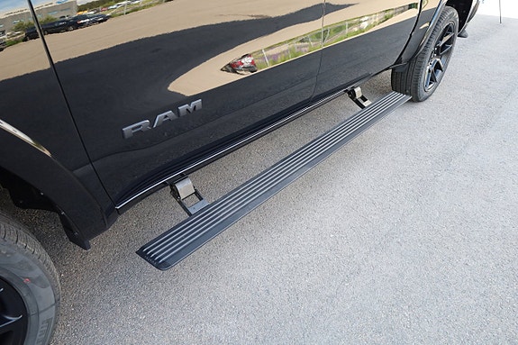 Dodge RAM 1500 8 of 24