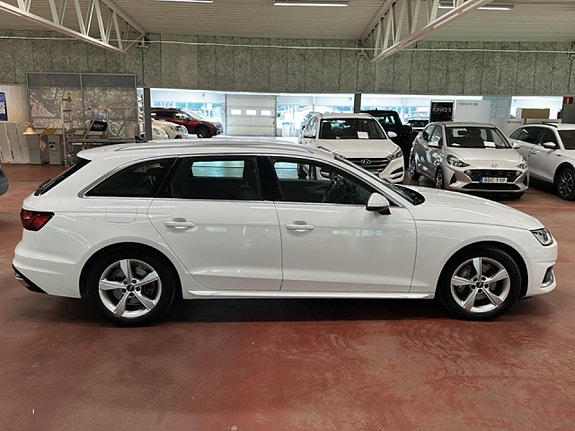 Audi A4 6 of 19
