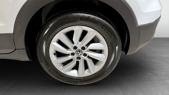Volkswagen T-Cross 6 of 12