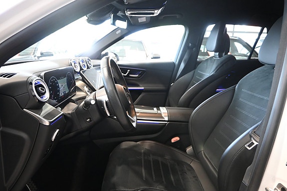 Mercedes-Benz GLC300 e 8 of 22