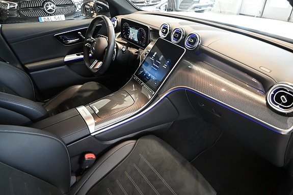 Mercedes-Benz GLC300 e 10 of 22