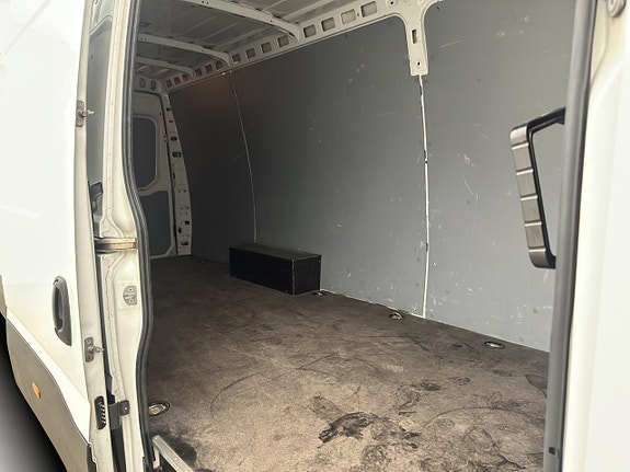 Iveco Daily 12 of 28