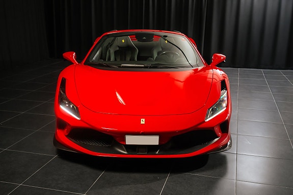 Ferrari F8 Tributo 5 of 5