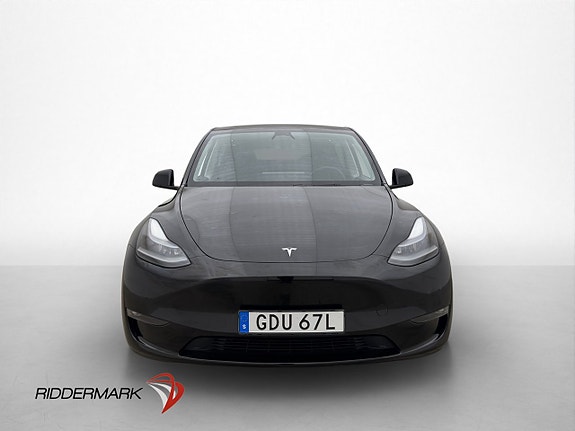 Tesla Model Y 3 of 30