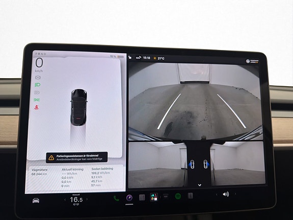 Tesla Model Y 26 of 30