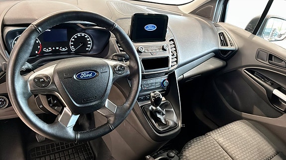 Ford Transit Connect 4 of 5