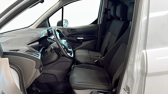 Ford Transit Connect 3 of 5