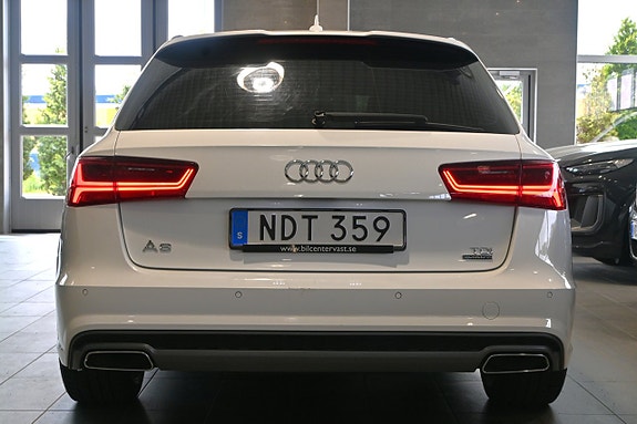 Audi A6 4 of 17