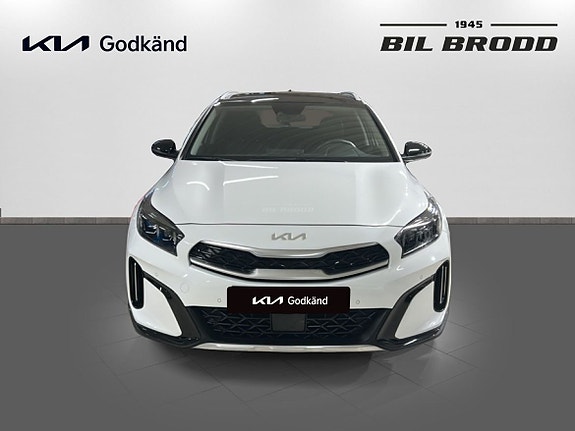 Kia XCeed 2 of 15