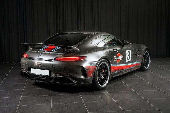 Mercedes-Benz AMG GT R 3 of 5