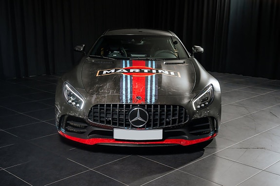 Mercedes-Benz AMG GT R 4 of 5