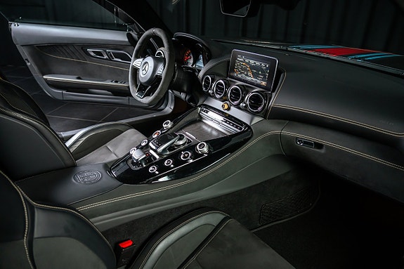 Mercedes-Benz AMG GT R 10 of 13