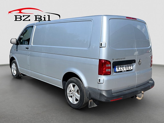 Volkswagen Transporter 3 of 5