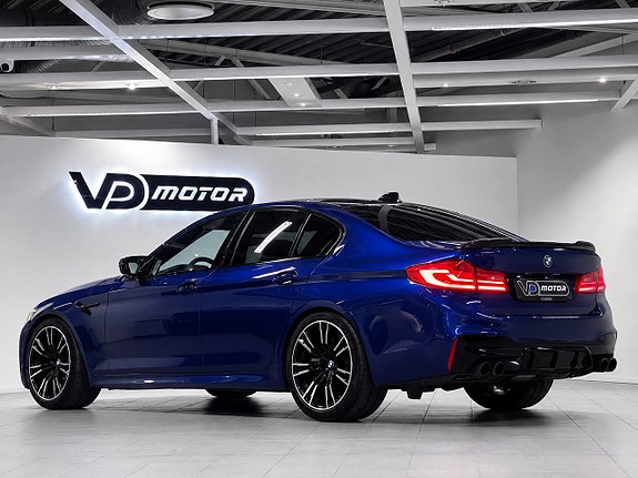 BMW M5 3 of 26