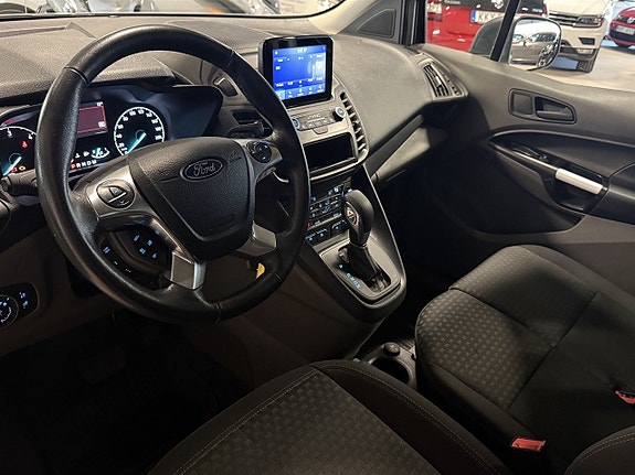 Ford Transit Connect 5 of 5