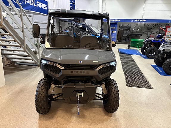 Polaris Ranger 500 2 of 7