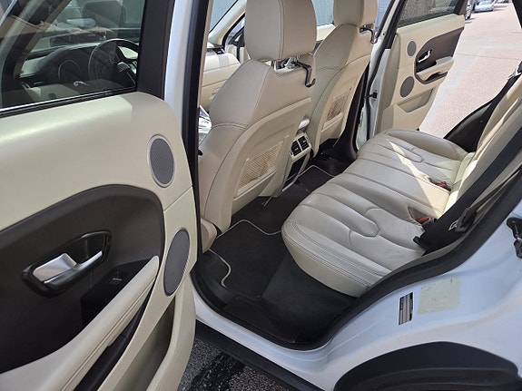 Land Rover Range Rover Evoque 15 of 15