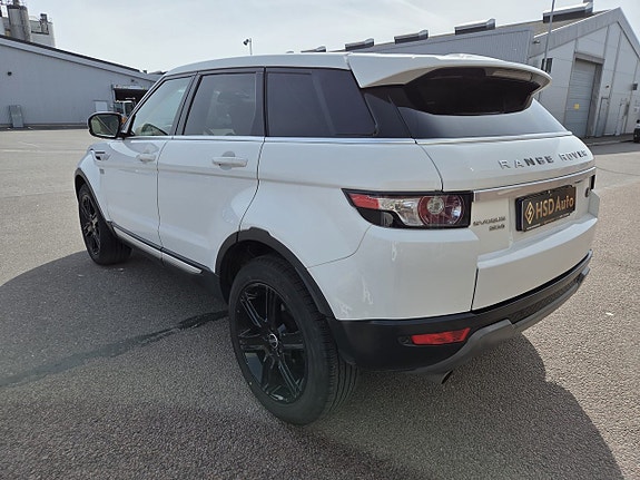 Land Rover Range Rover Evoque 9 of 15