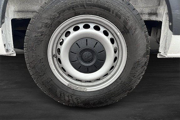 Volkswagen Crafter 35 11 of 18