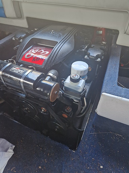 Chaparral 2550SX MercruiserV8 6,2l MPI med Bravo 3 drev 19 of 22