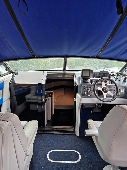 Chaparral 2550SX MercruiserV8 6,2l MPI med Bravo 3 drev 17 of 22