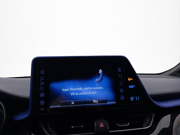 Toyota C-HR 20 of 30