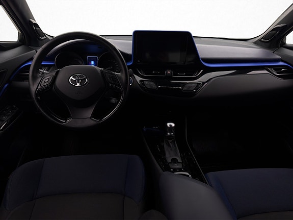 Toyota C-HR 17 of 30