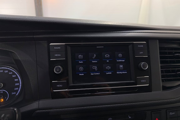 Volkswagen Transporter 15 of 24
