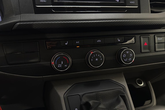 Volkswagen Transporter 19 of 24