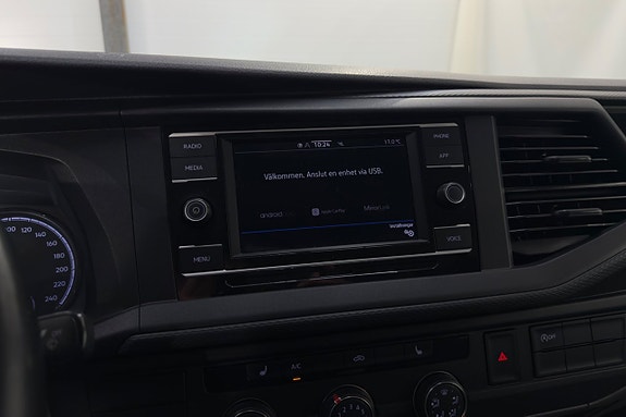 Volkswagen Transporter 16 of 24