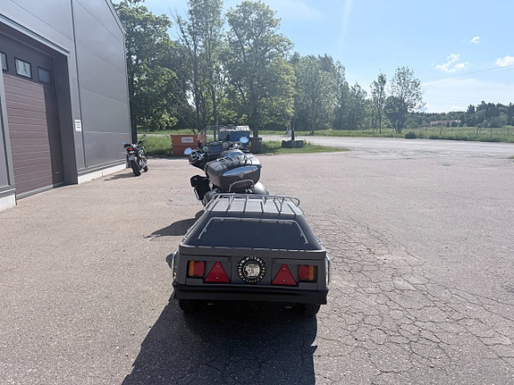 Indian Roadmaster med specialbyggt släp 21 of 27