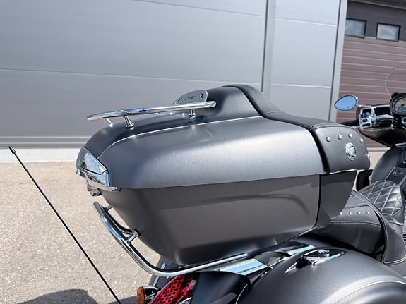 Indian Roadmaster med specialbyggt släp 5 of 27