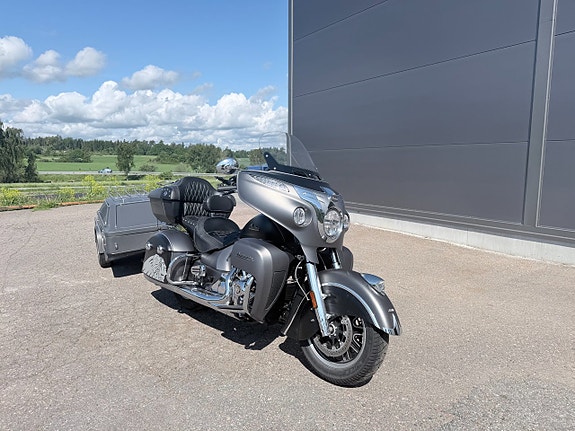Indian Roadmaster med specialbyggt släp 24 of 27