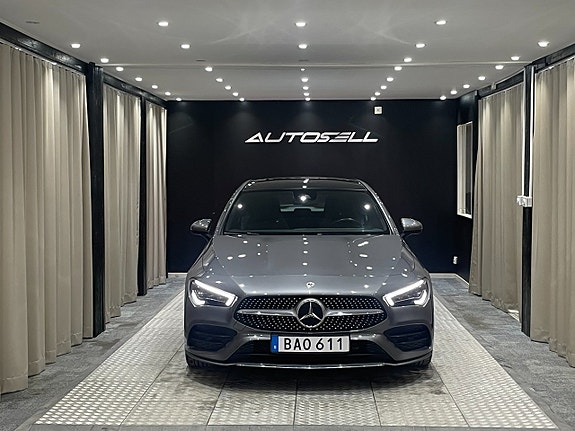 Mercedes-Benz CLA200 2 of 5