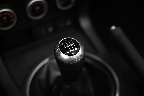 Mazda MX-5 18 of 27