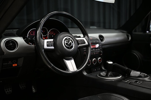 Mazda MX-5 14 of 27