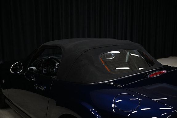 Mazda MX-5 25 of 27
