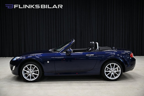 Mazda MX-5 4 of 5