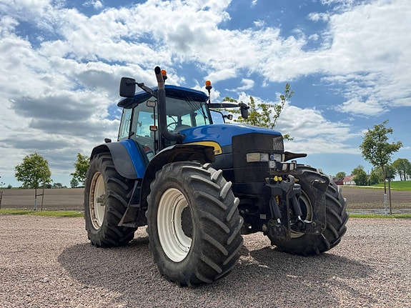 New Holland Traktor TM190