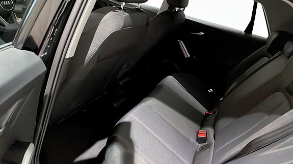Audi Q2 11 of 12