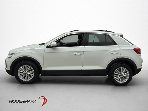 Volkswagen T-Roc 4 of 5