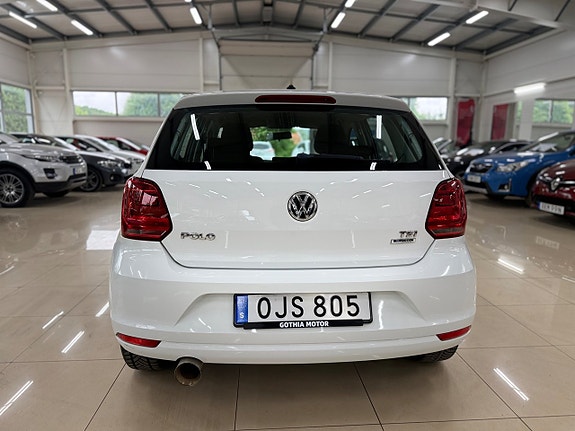 Volkswagen Polo 5 of 5