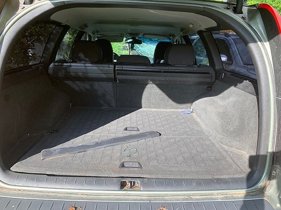 Volvo V70 5 of 5