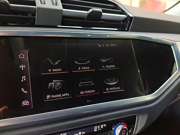 Audi Q3 14 of 25