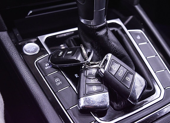 Volkswagen Passat 11 of 17