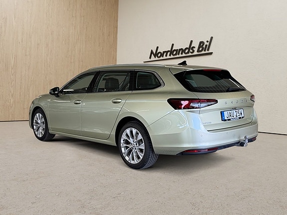 Skoda Superb 3 of 5