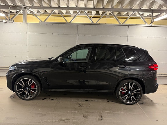 BMW X5 4 of 5