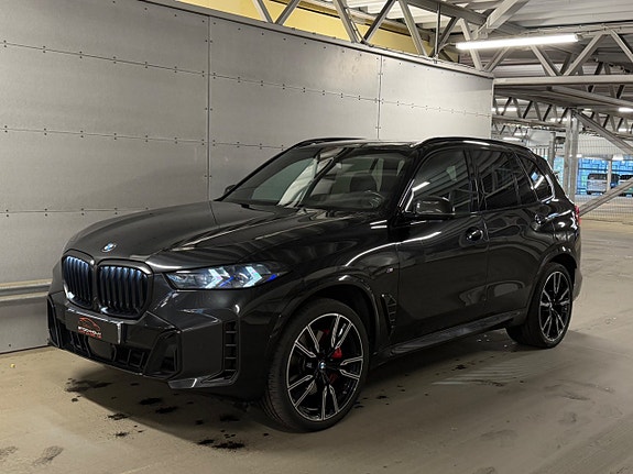 BMW X5 2 of 5