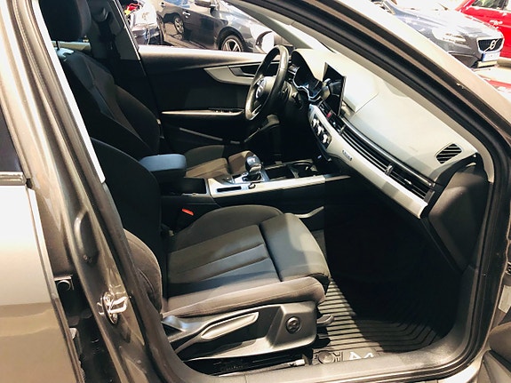 Audi A4 5 of 5