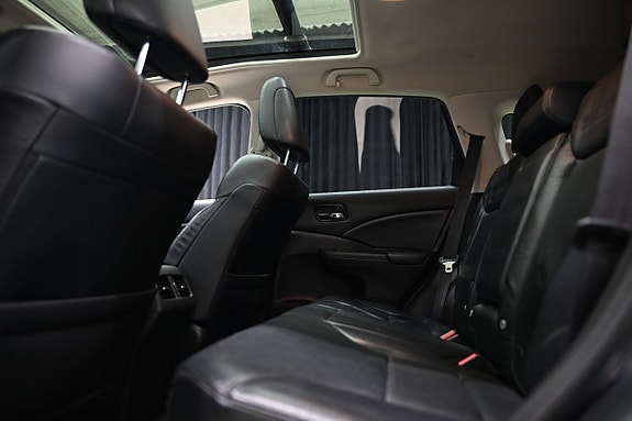 Honda CR-V 17 of 30